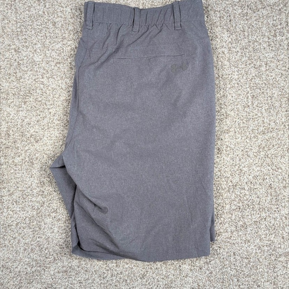 Under‎ Armour Mens Gray HeatGear Golf Shorts Size 42 Lightweight Casual